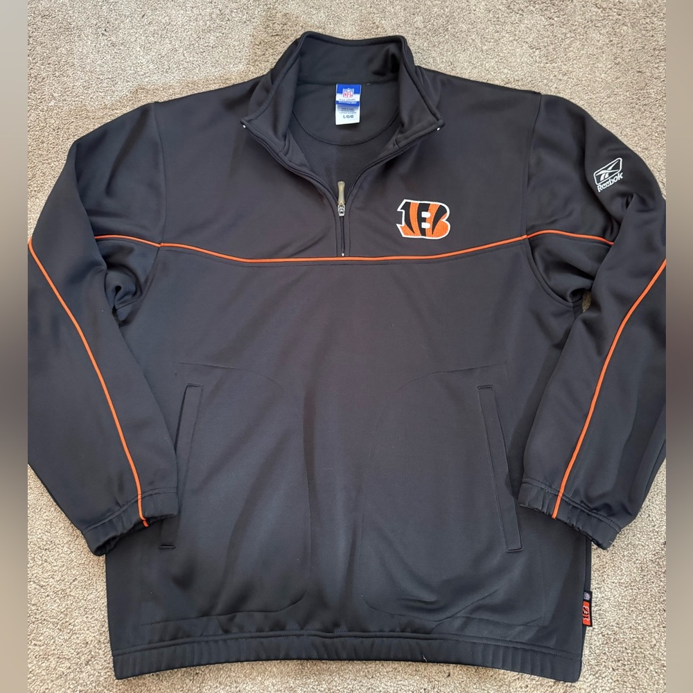 #169 NFL Team CINCINNATI BENGALS QUARTER ZIP UP THICK Black and Orange Pullover.